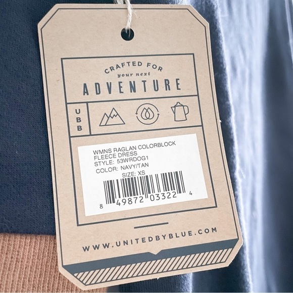 Nwt Raglan Fleece Dress - Picture 6 of 9